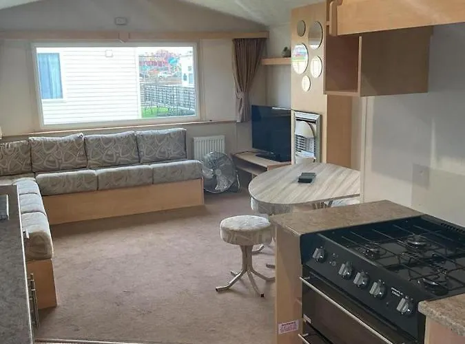 Fantasy Island, Sunnymede 8 Berth
